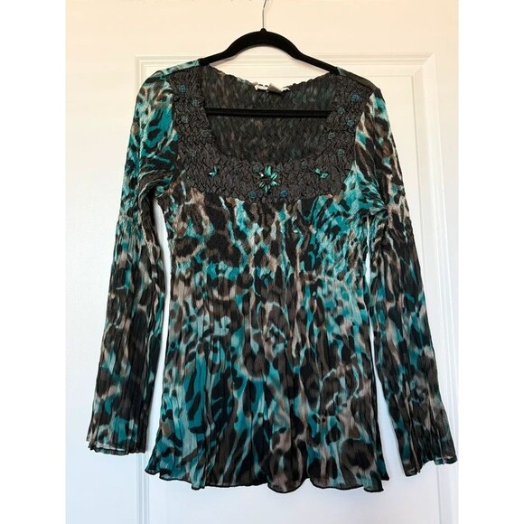 Alberto Makali Tops - Y2K Alberto Makali beaded teal whimsigoth leopard print  blouse top m